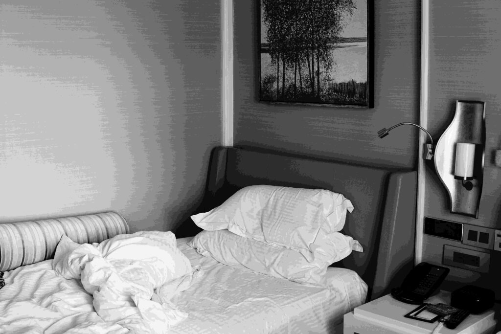 Fast Cleaning Tips for a Messy Dining Room